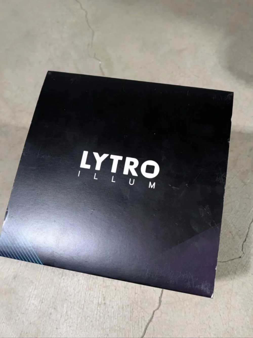 Lytro Illum Light Field Camera B5-0035